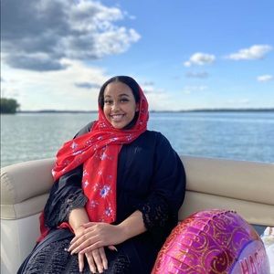 Meet your Posher, Ayan